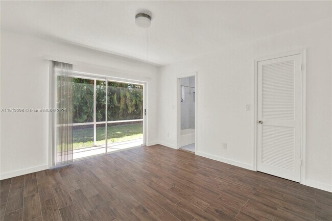 Building Photo - 11713 SW 81st Rd