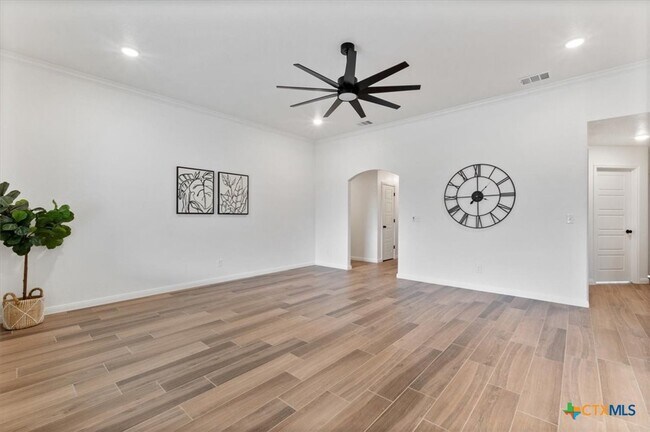 Building Photo - 6019 Catania Rd