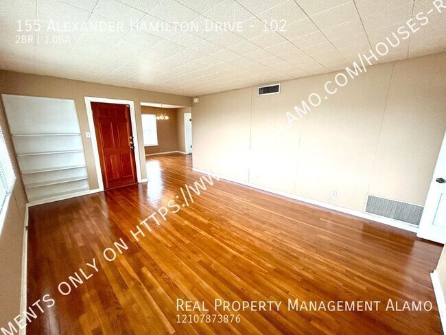 Building Photo - 157 Alexander Hamilton Dr