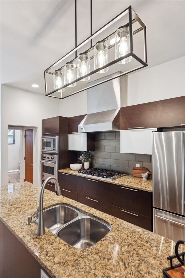 Building Photo - 2900 Inca St