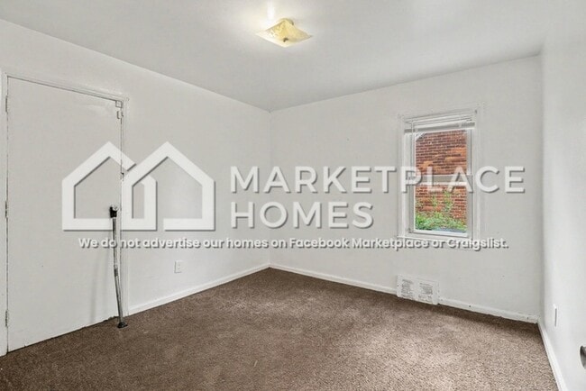 Building Photo - 18675 Forrer St