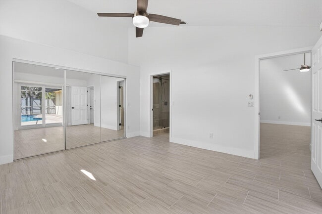 Building Photo - 5230 Woodruff Ln