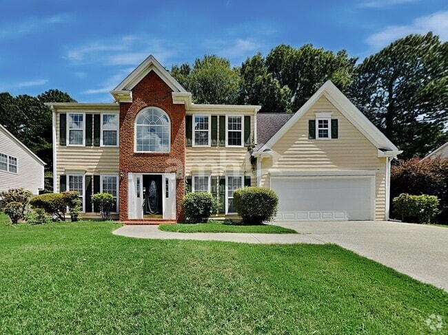 Building Photo - 1200 Evergreen Oak Way