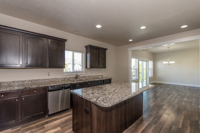 Building Photo - Gorgeous Home in Herriman!