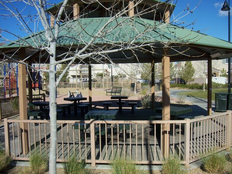 Building Photo - 81 Dow Jones St