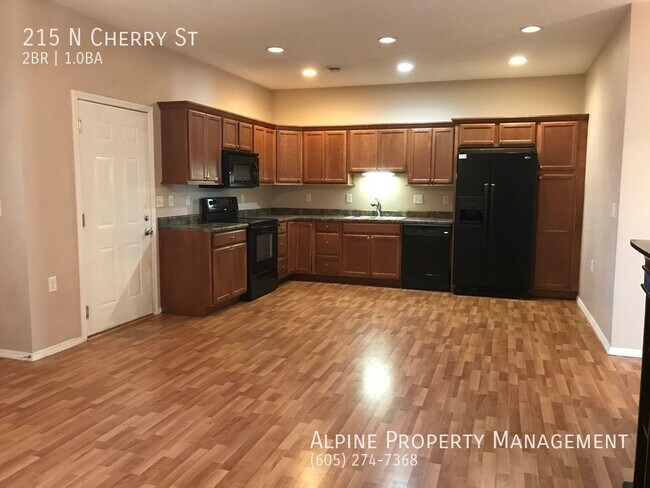 Building Photo - 2 Bedroom Townhome for rent in Lennox, SD!!