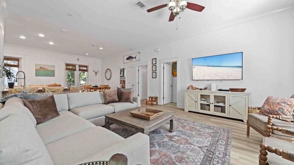 Building Photo - 269 San Juan Ave