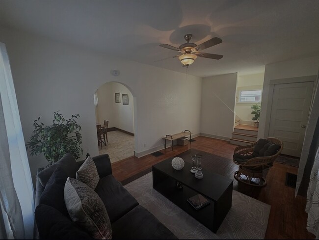 Building Photo - 1134 Bertch Ave