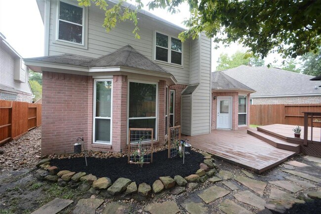 Building Photo - 5327 Willow Knoll Ct