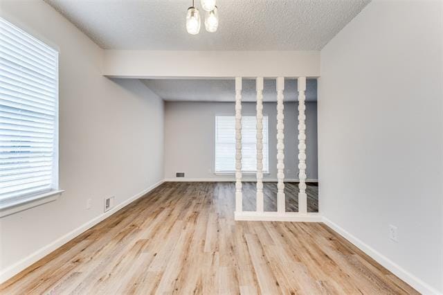 Building Photo - 826 Wildgrove Dr