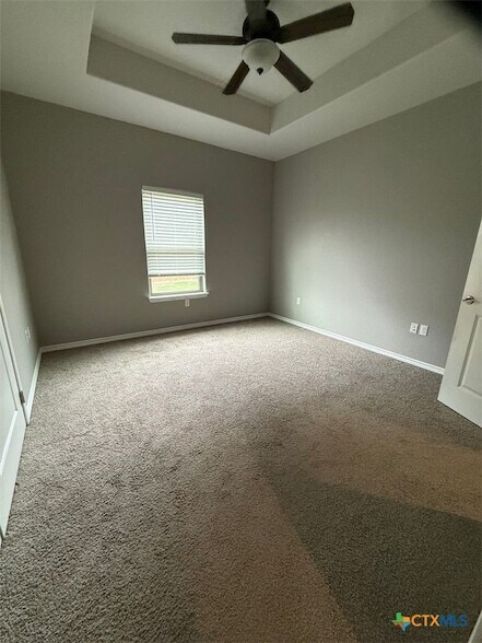 Building Photo - 152 Navarro Xing