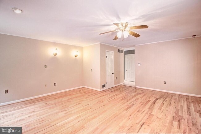 Building Photo - 11102 Putman Rd
