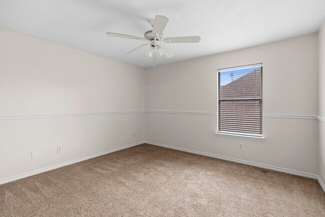 Building Photo - 4914 Trailing Clover Ct