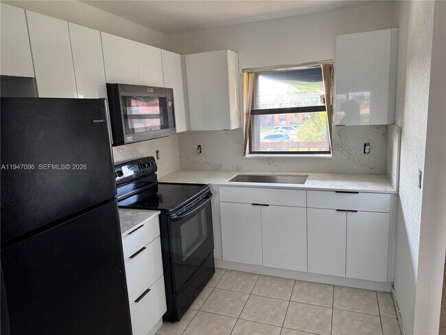 Building Photo - 6465 W 27th Ave