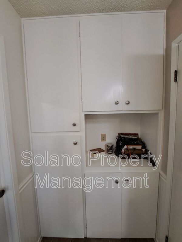 Building Photo - 110 Wayne Ct