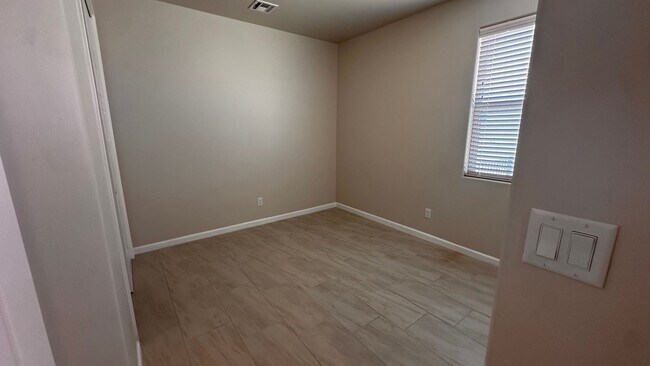 Building Photo - 4902 Arabela Dr