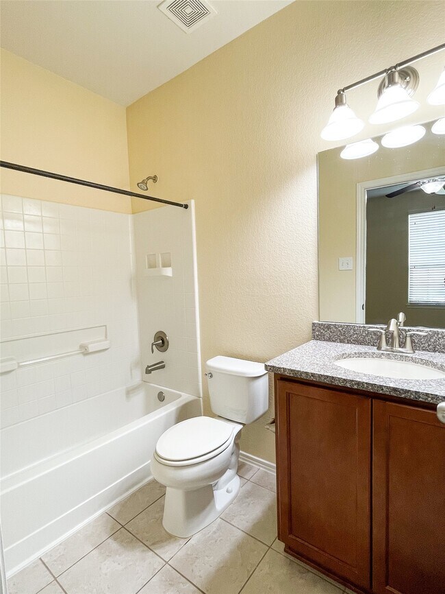 Building Photo - 5218 Hickory Harvest Dr