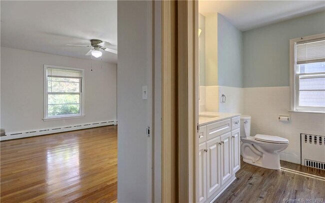 Building Photo - 32 Koger Rd