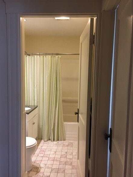 Building Photo - 44 Webster St