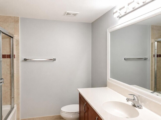 Building Photo - 6521 Emerald Dunes Dr