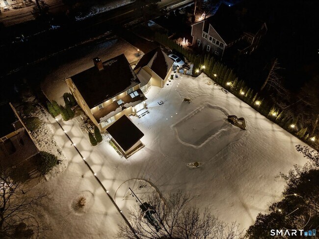 Building Photo - 508 Highland St