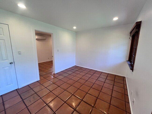 Building Photo - 507 Ashland Ave