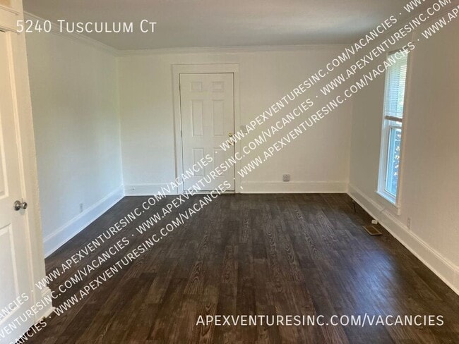 Building Photo - 5240 Tusculum Ct