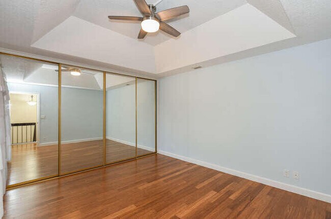 Building Photo - 11 Atrium Cir