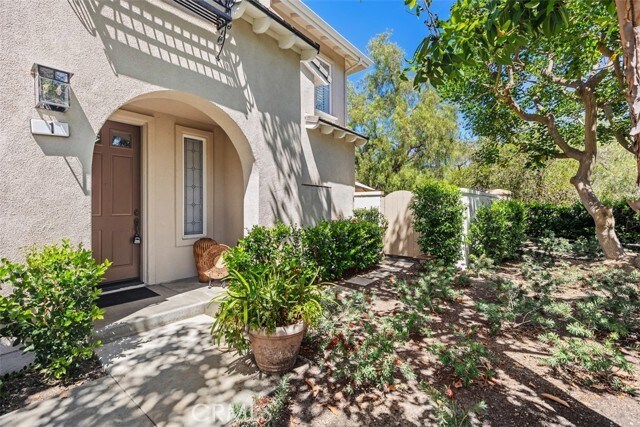 Building Photo - 1 Calle Viveza