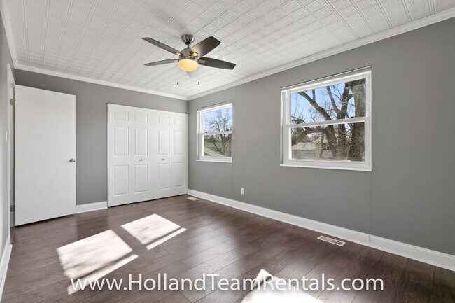 Building Photo - Updated Littleton House in GREAT LOCATION near Streets of SouthGlenn