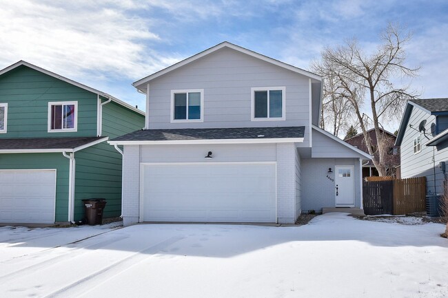 Building Photo - BEAUTIFUL REMODELED home in Chaparral Ridge!