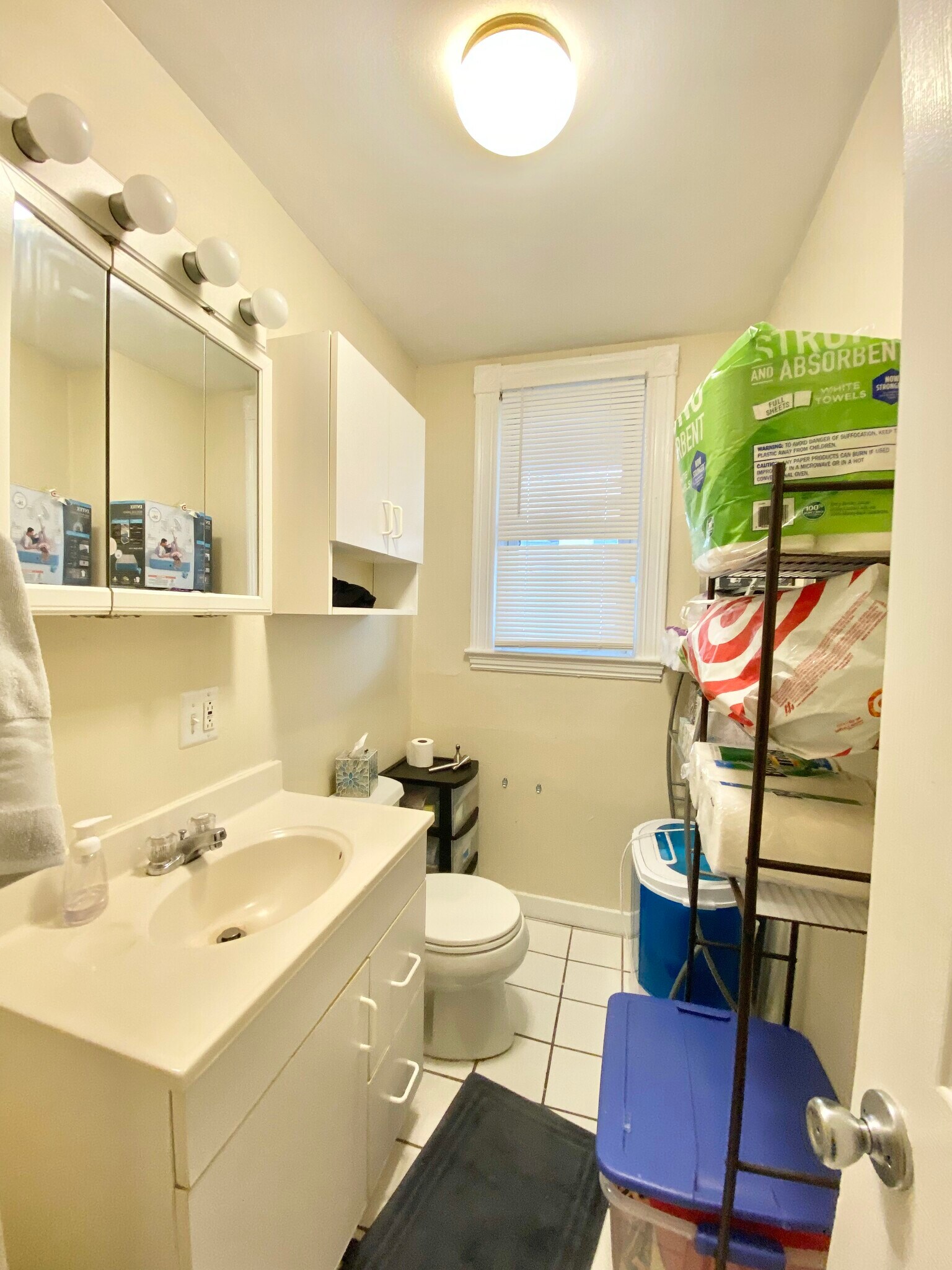 Building Photo - 21 Bucknam St