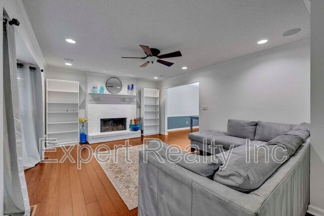 Building Photo - 5501 Heath Row Dr