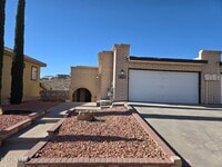 Building Photo - 4759 Excalibur Dr