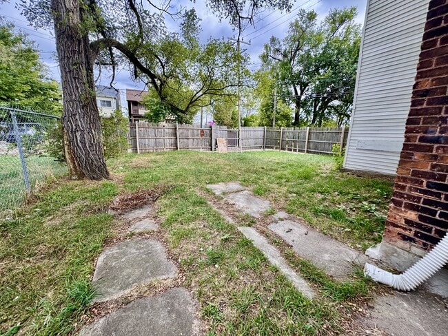 Building Photo - 8790 Kimberly Ct