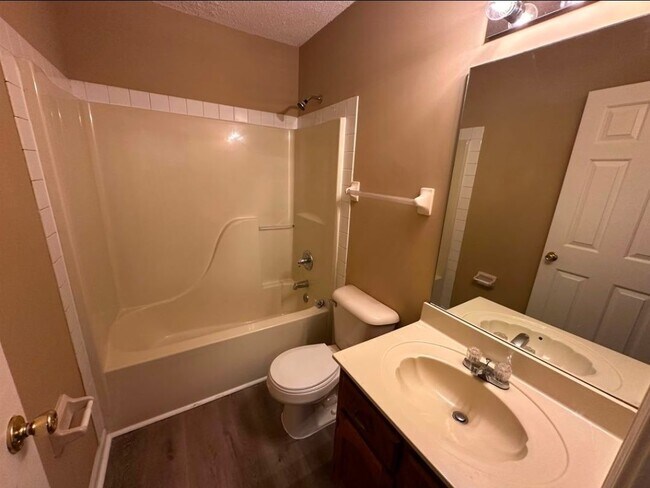 Building Photo - 7667 Baysweet Dr