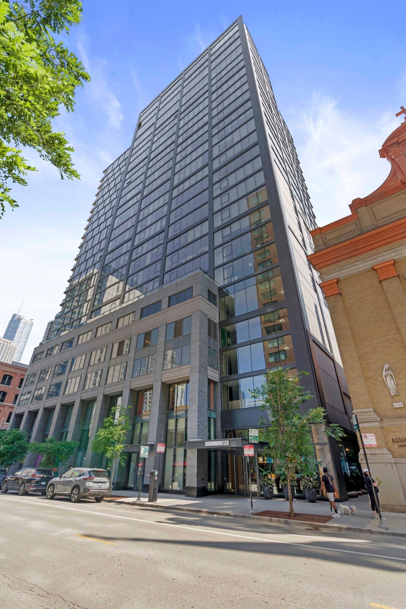 Building Photo - 299 W Illinois St