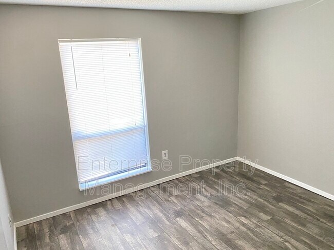 Building Photo - 2769 Sonora Dr