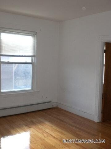 Building Photo - 35 Brookline St