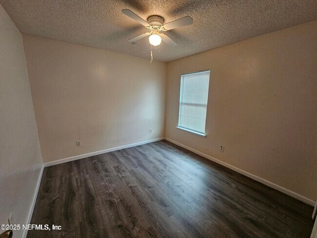 Building Photo - 7823 Mordecai Ct