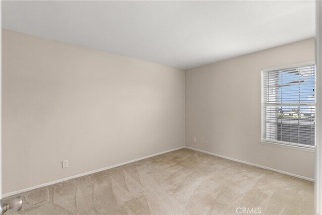 Building Photo - 18312 Parkview Ln