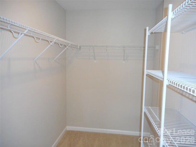 Building Photo - 8731 Harris Lake Ln