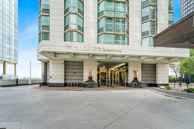 Building Photo - 195 N Harbor Dr
