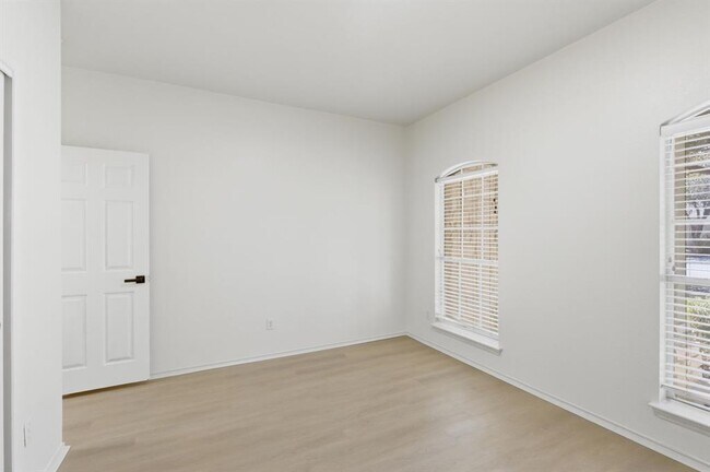 Building Photo - 3337 Cantera Way