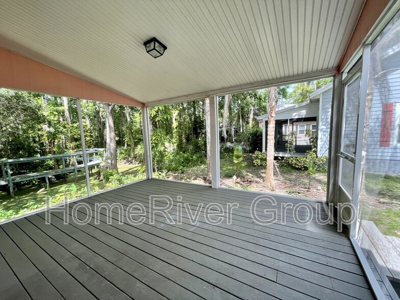 Building Photo - 5753 Eden Ln