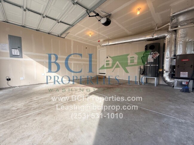 Building Photo - 412 T St SE