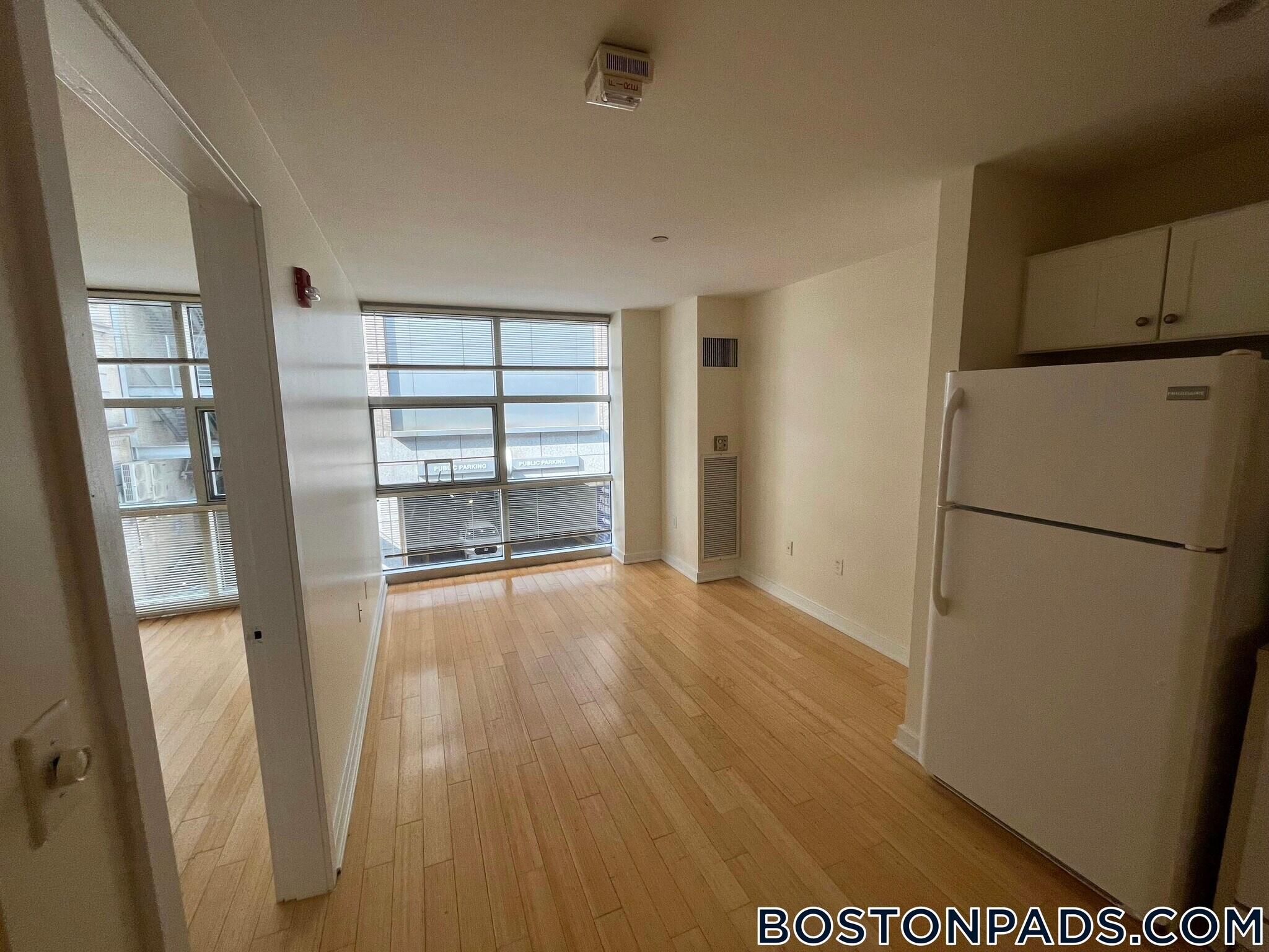 Building Photo - 40 Boylston St