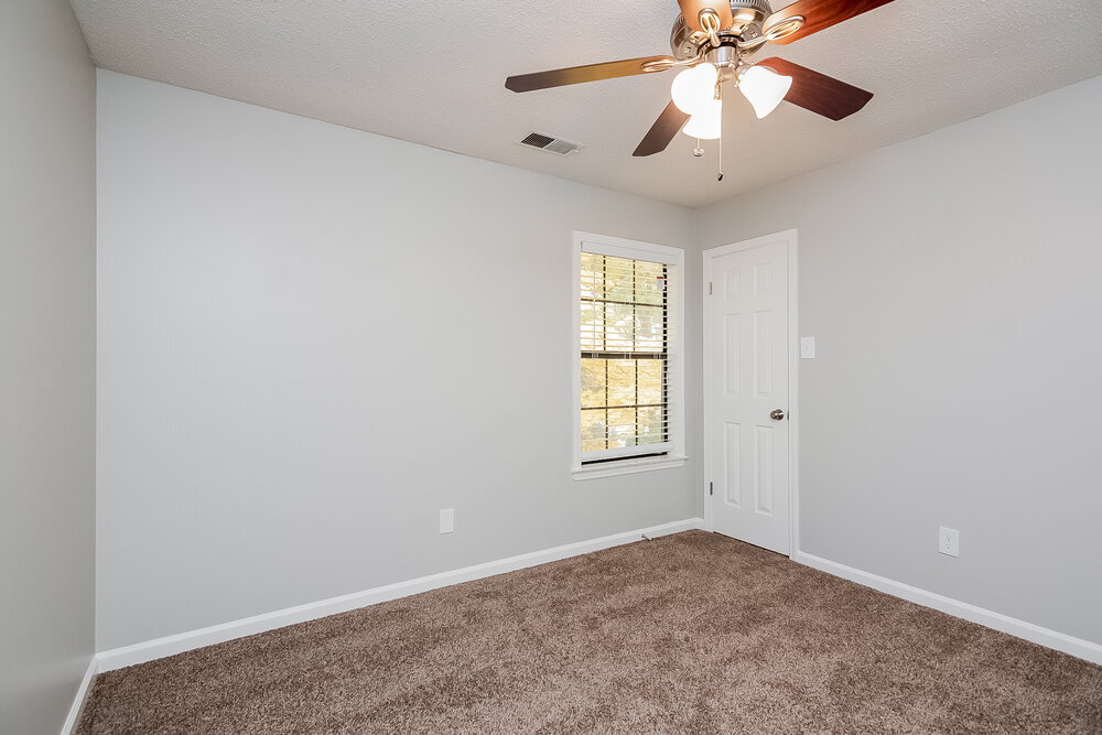 Building Photo - 2080 Beckenham Cove