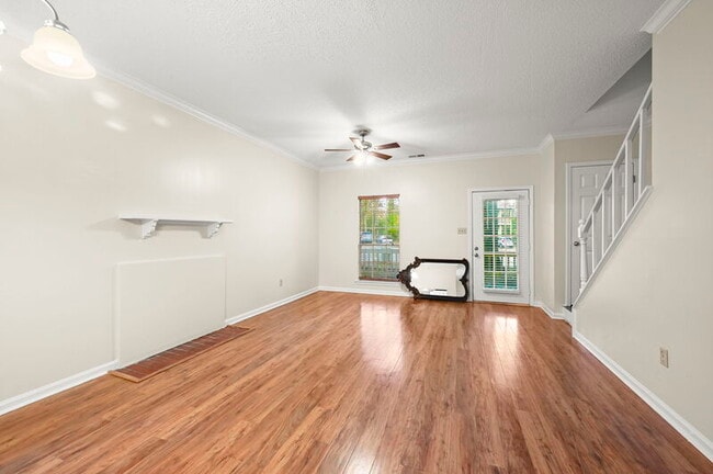 Building Photo - 5379 Rosedown Ct