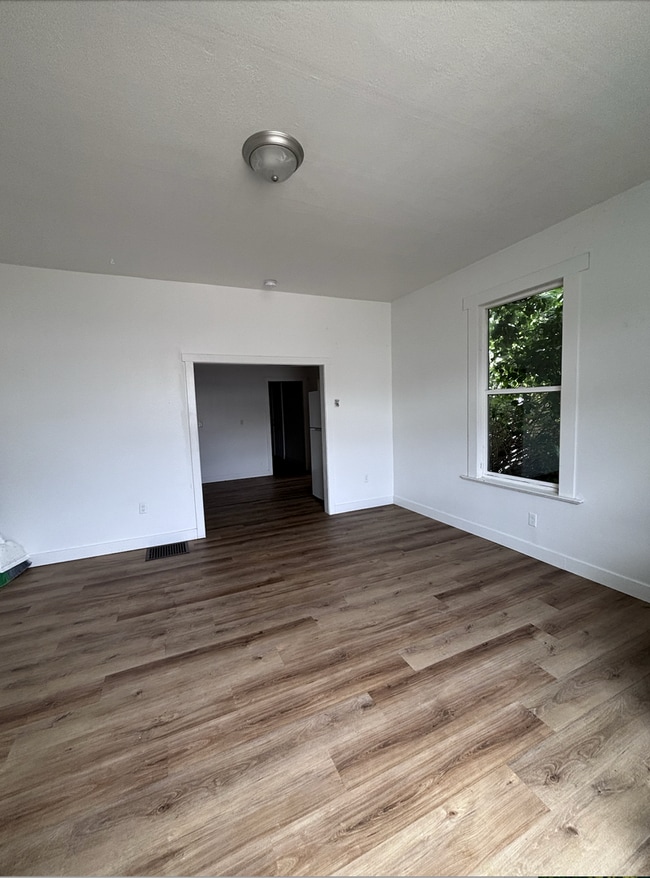 Building Photo - 241 N Hayes Ave
